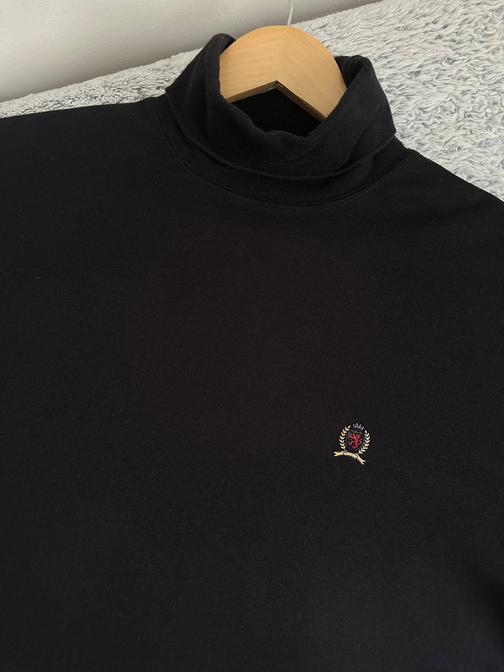 Pull TOMMY HILFIGER Taille L/XL Spot-Chic