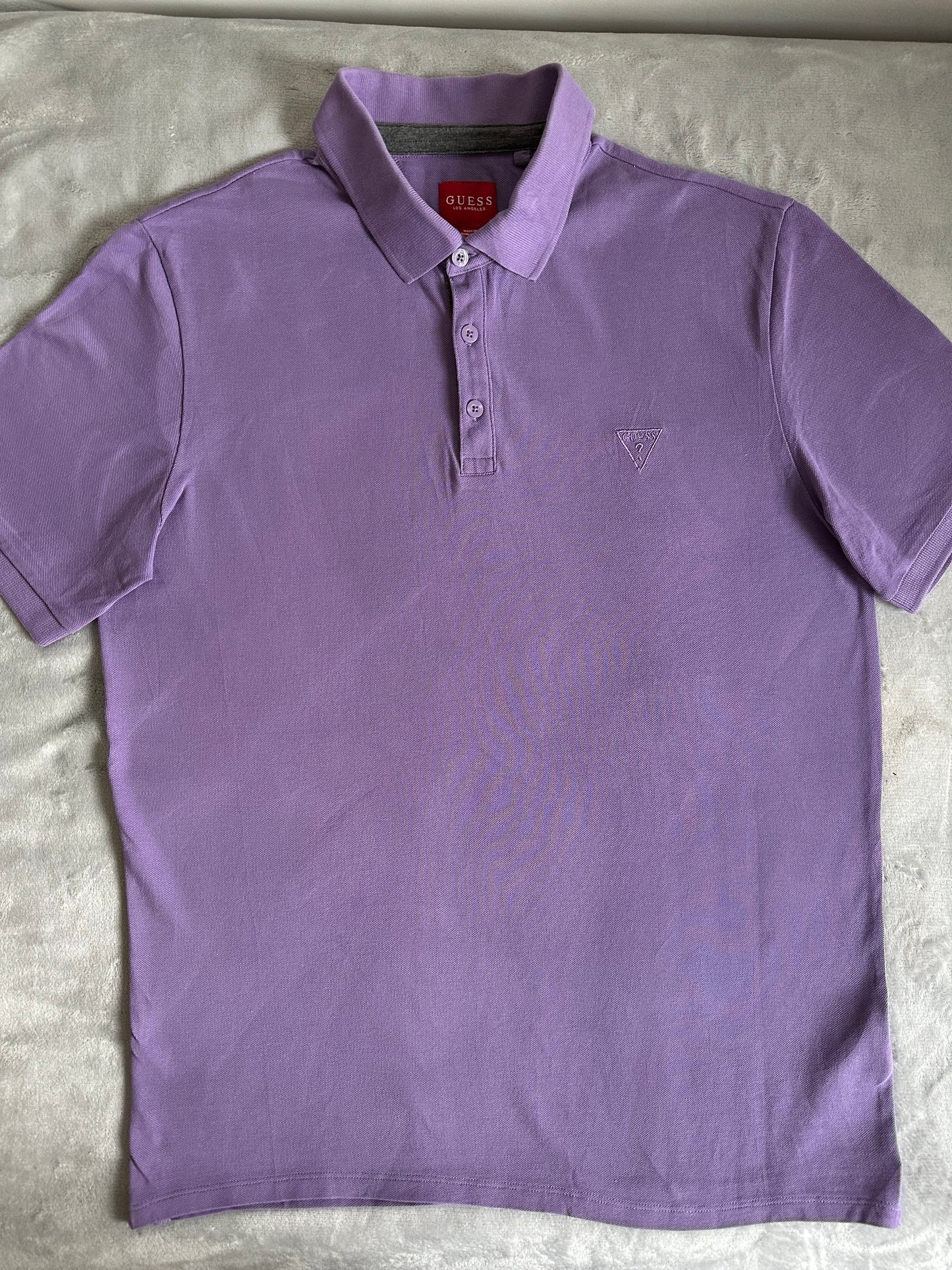 Polo GUESS Taille M Spot-Chic