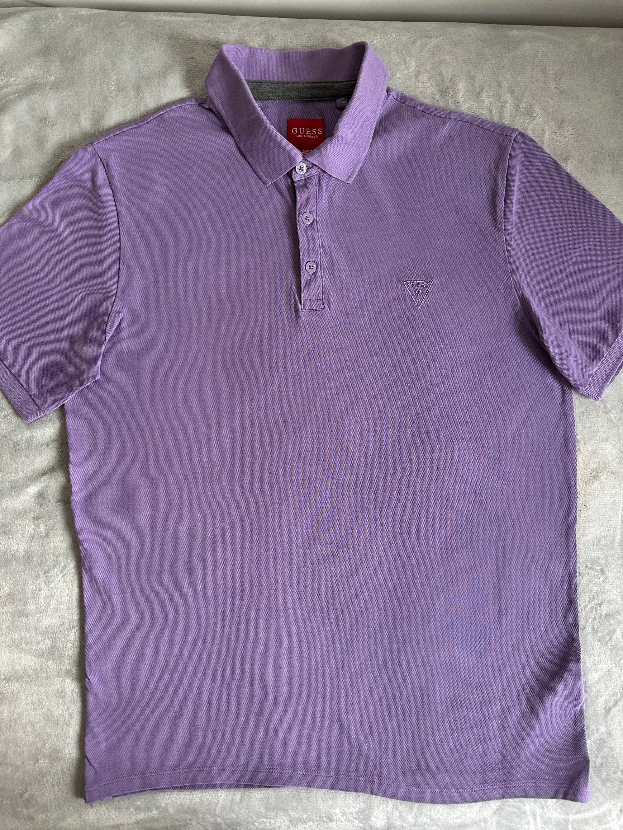 Polo GUESS Taille M Spot-Chic