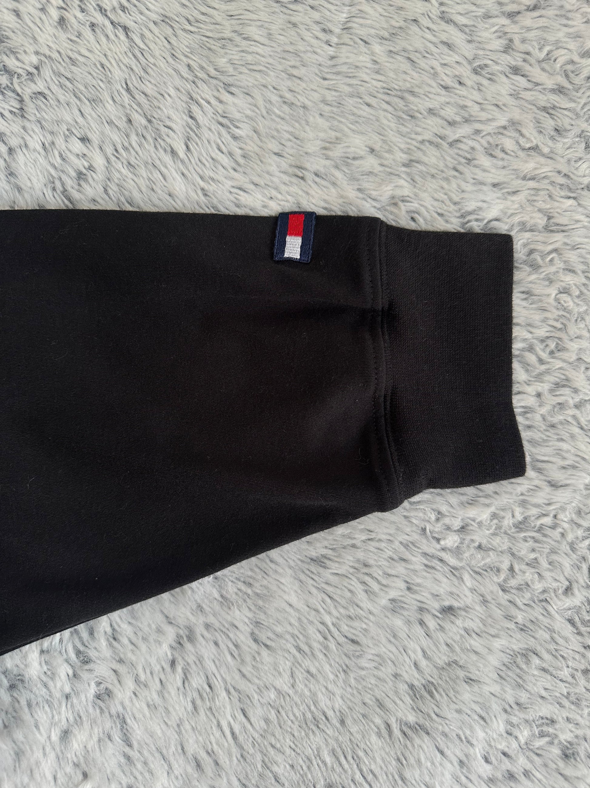 Pull TOMMY HILFIGER Taille L/XL Spot-Chic