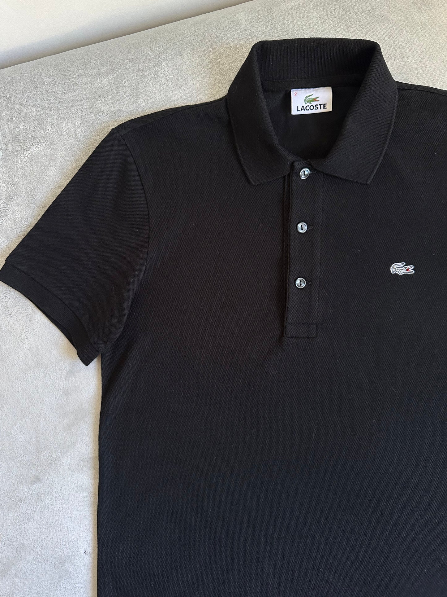 Polo LACOSTE Taille XS Spot-Chic