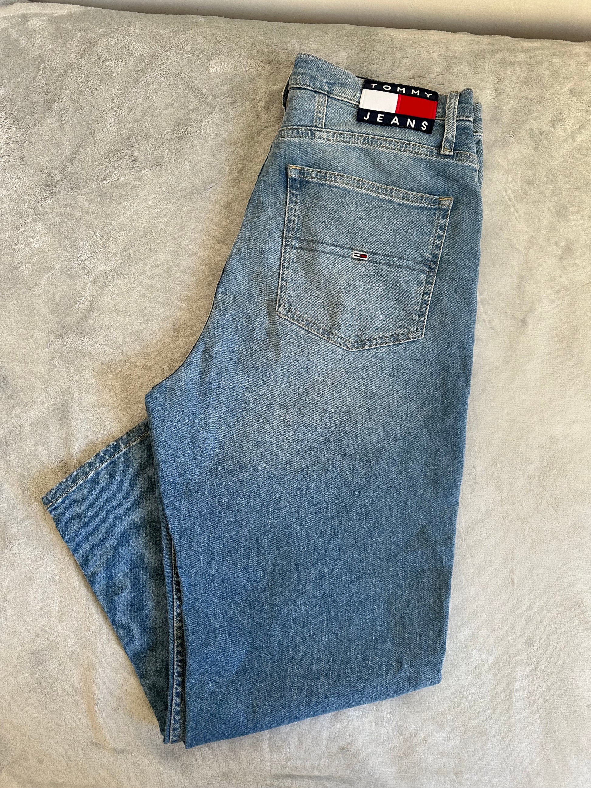 Jean TOMMY HILFIGER Taille 40/41 Spot-Chic
