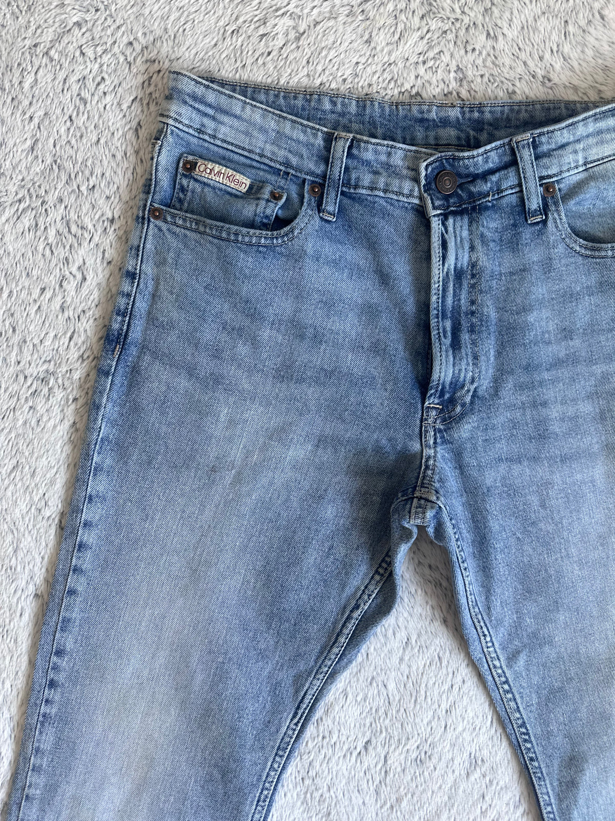 Jean Calvin Klein Taille L  Slim Fit Stretch Spot-Chic