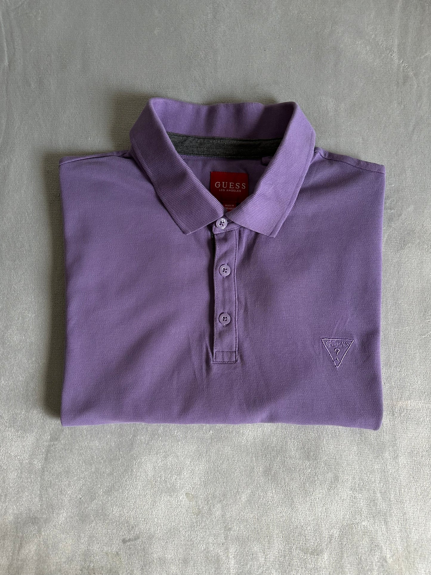 Polo GUESS Taille M Spot-Chic