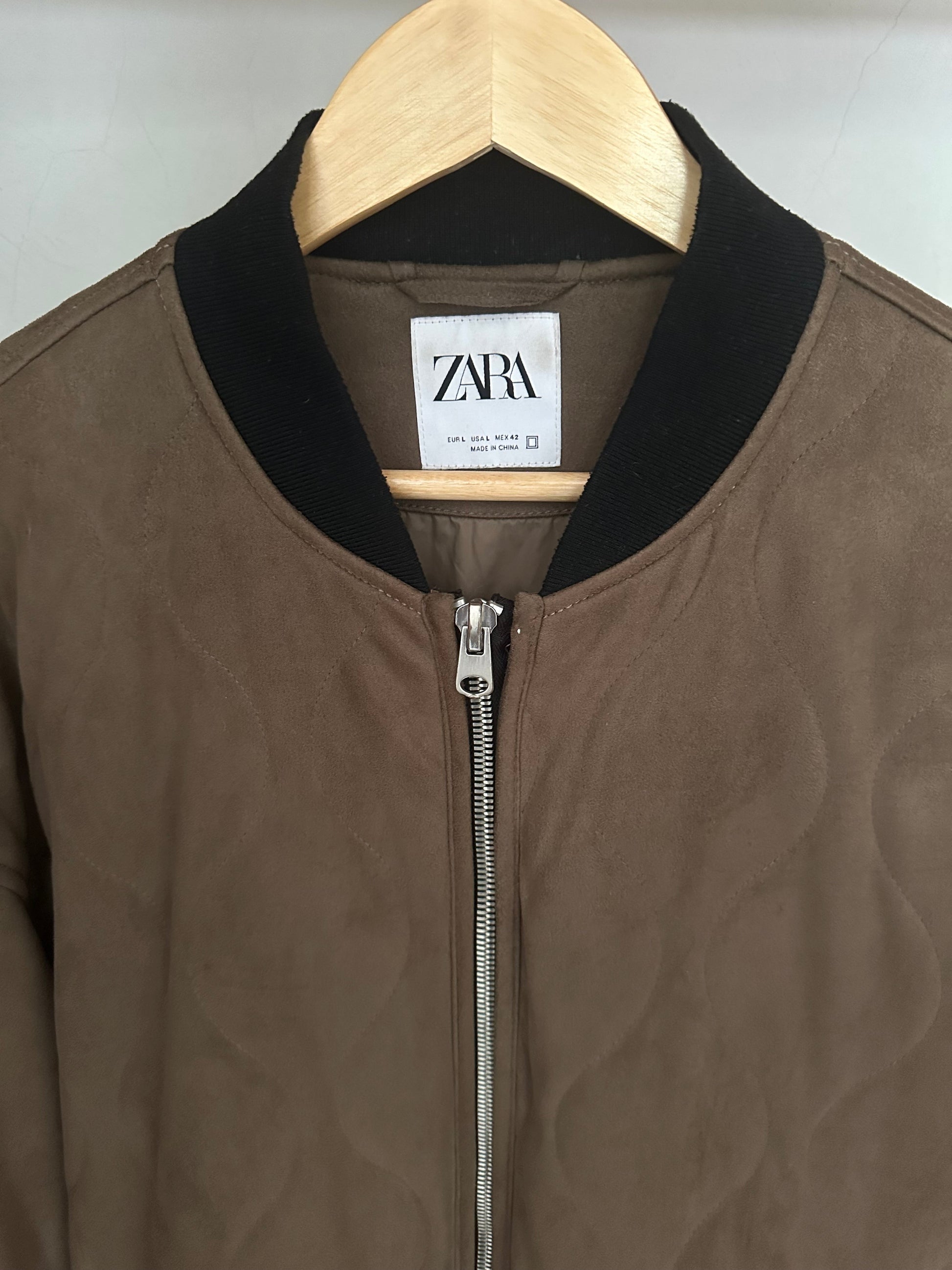 Veste ZARA Taille L en daim Spot-Chic