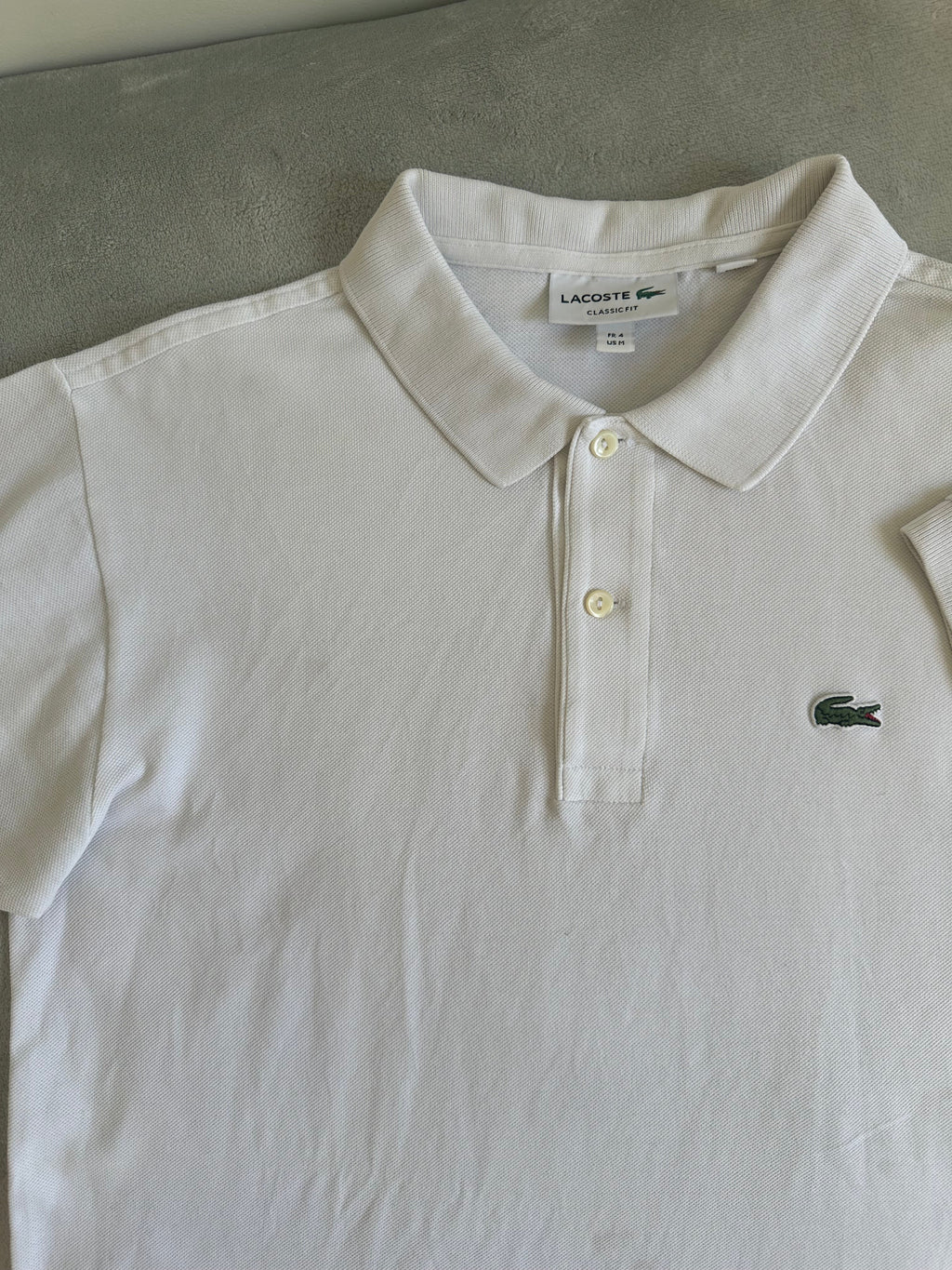 Polo LACOSTE Taille M Spot-Chic