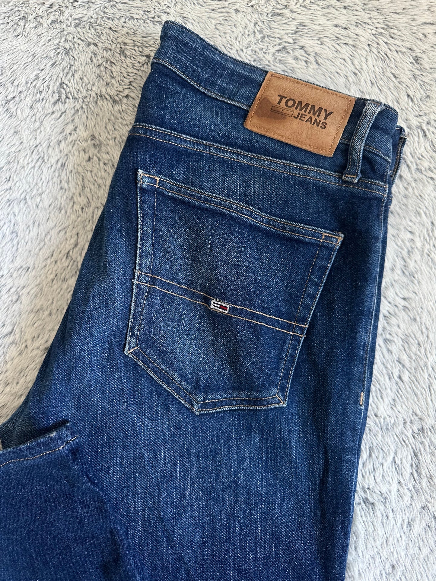 Jean TOMMY HILFIGER Taille 34 Spot-Chic
