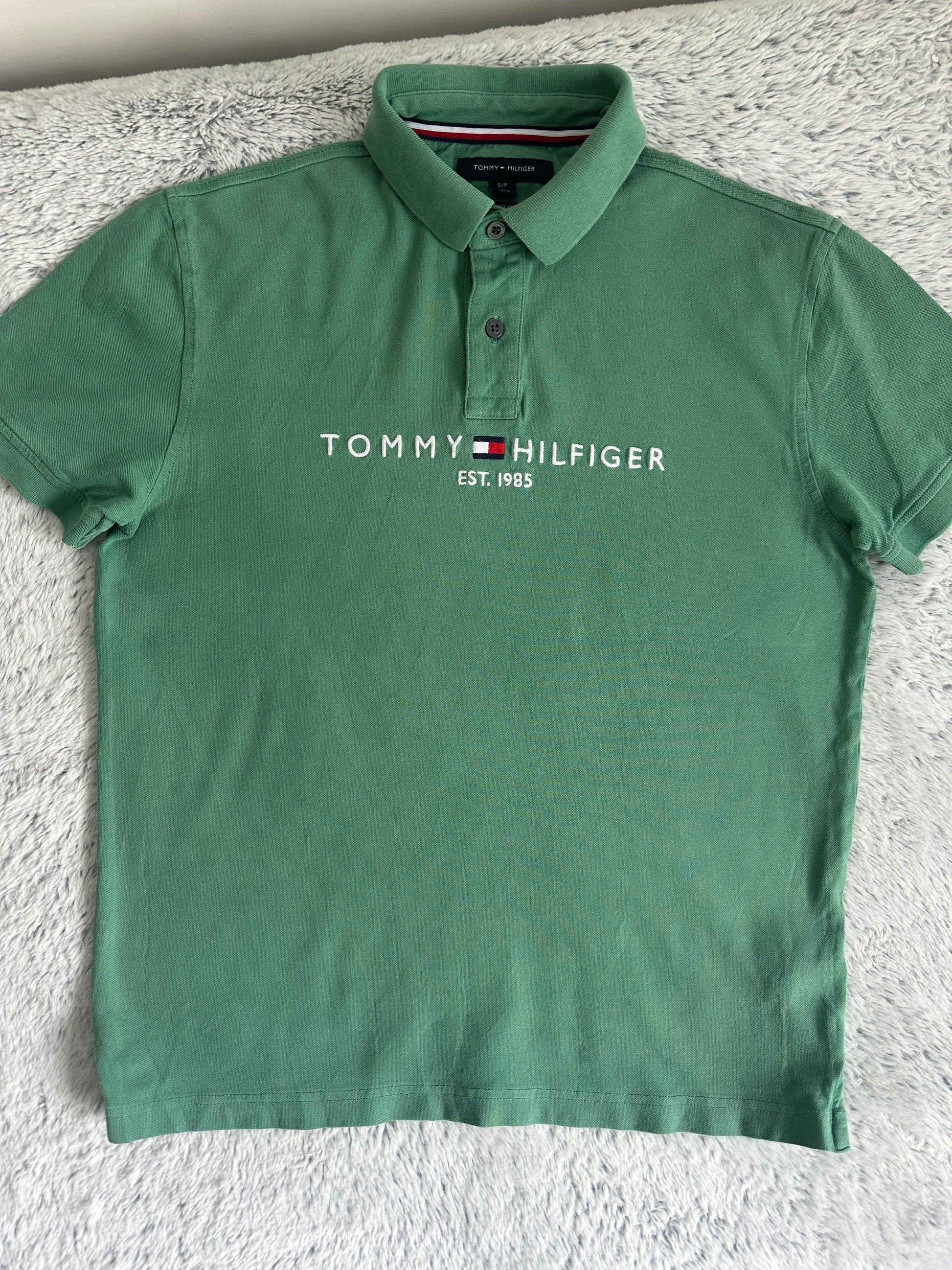 Polo TOMMY HILFIGER Taille S Spot-Chic