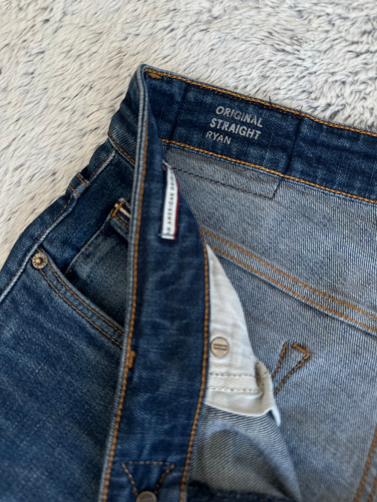 Jean TOMMY HILFIGER Taille M