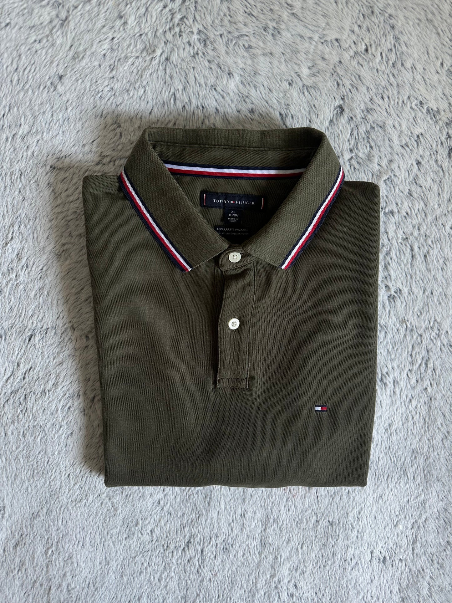Polo TOMMY HILFIGER Taille XL Spot-Chic