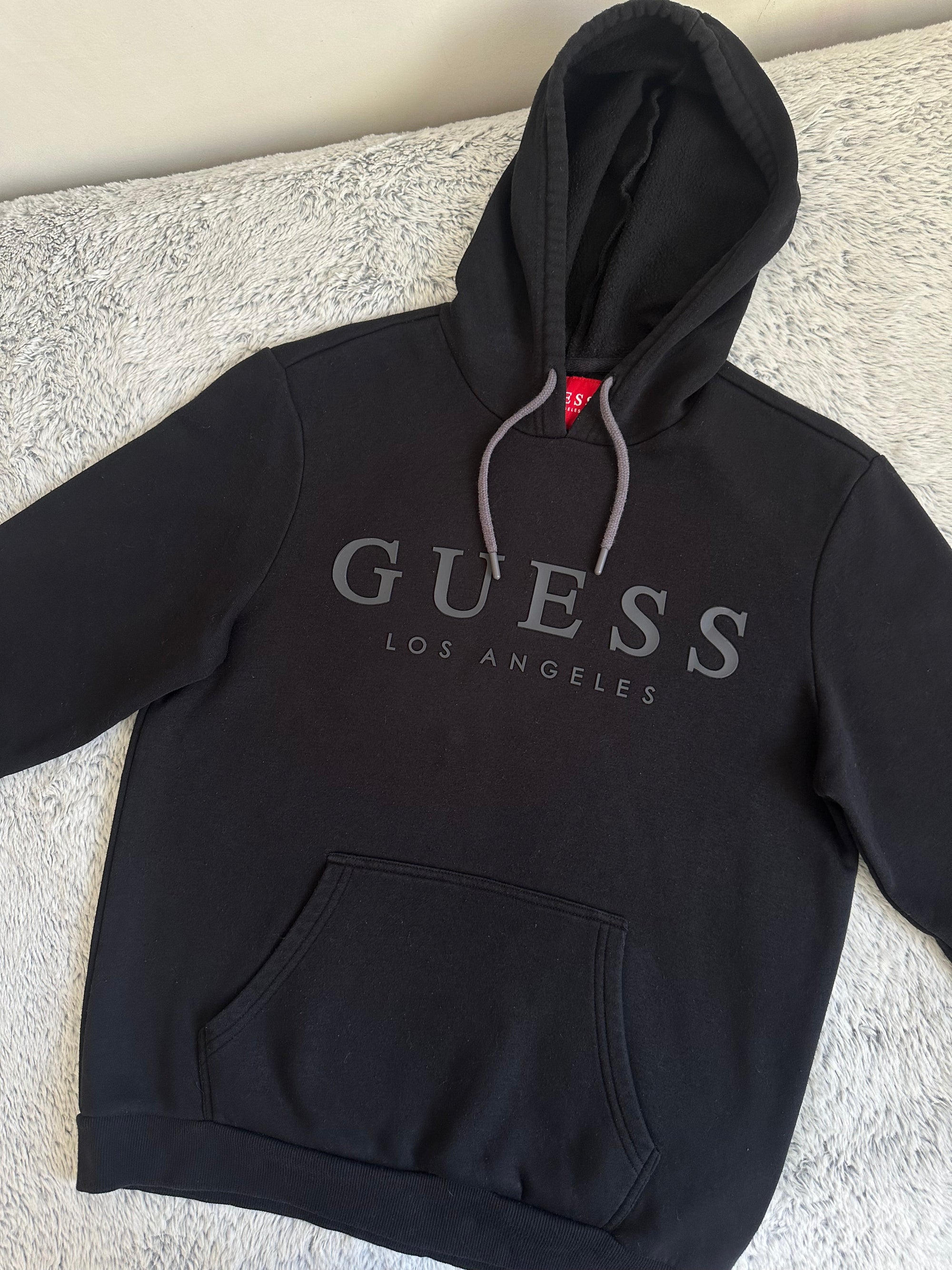 Capuche GUESS Taille M Spot-Chic