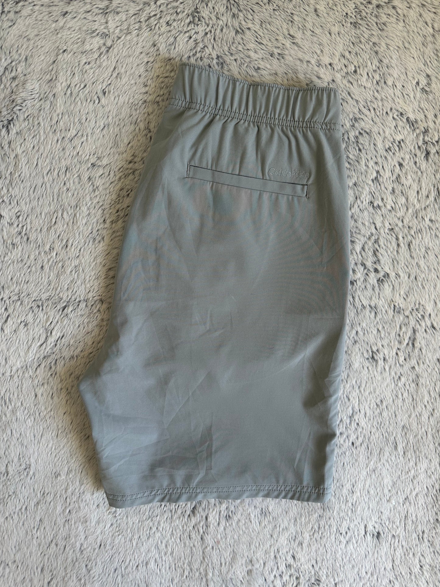 Short CALVIN KLEIN Taille S Spot-Chic
