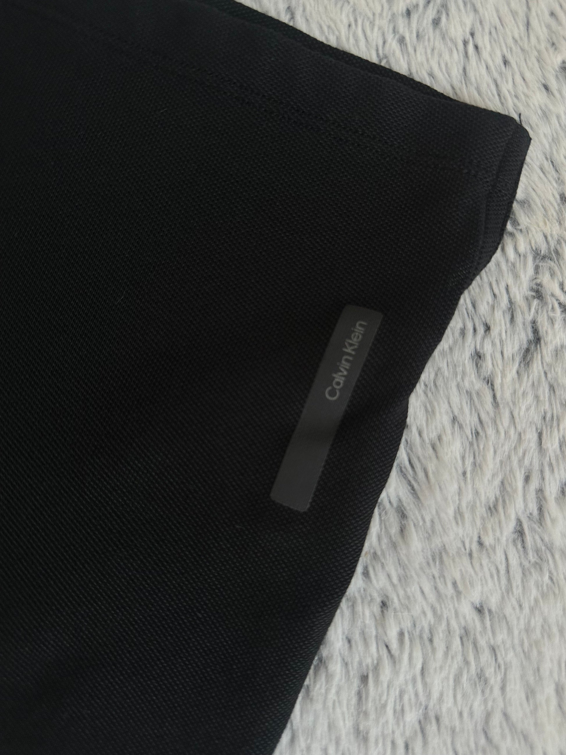 Polo CALVIN KLEIN Taille S/M Spot-Chic