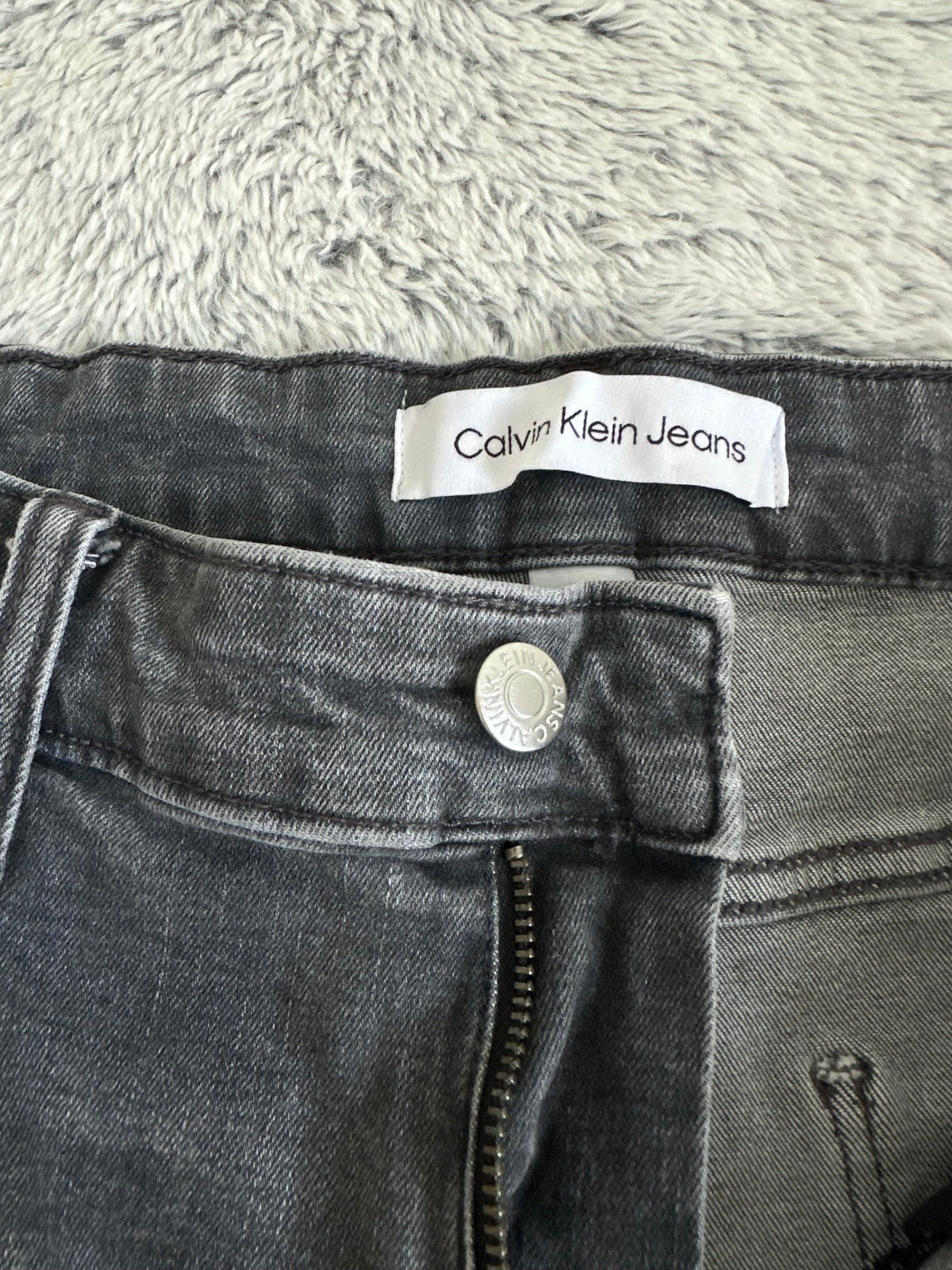 Jean CALVIN KLEIN Taille L Spot-Chic