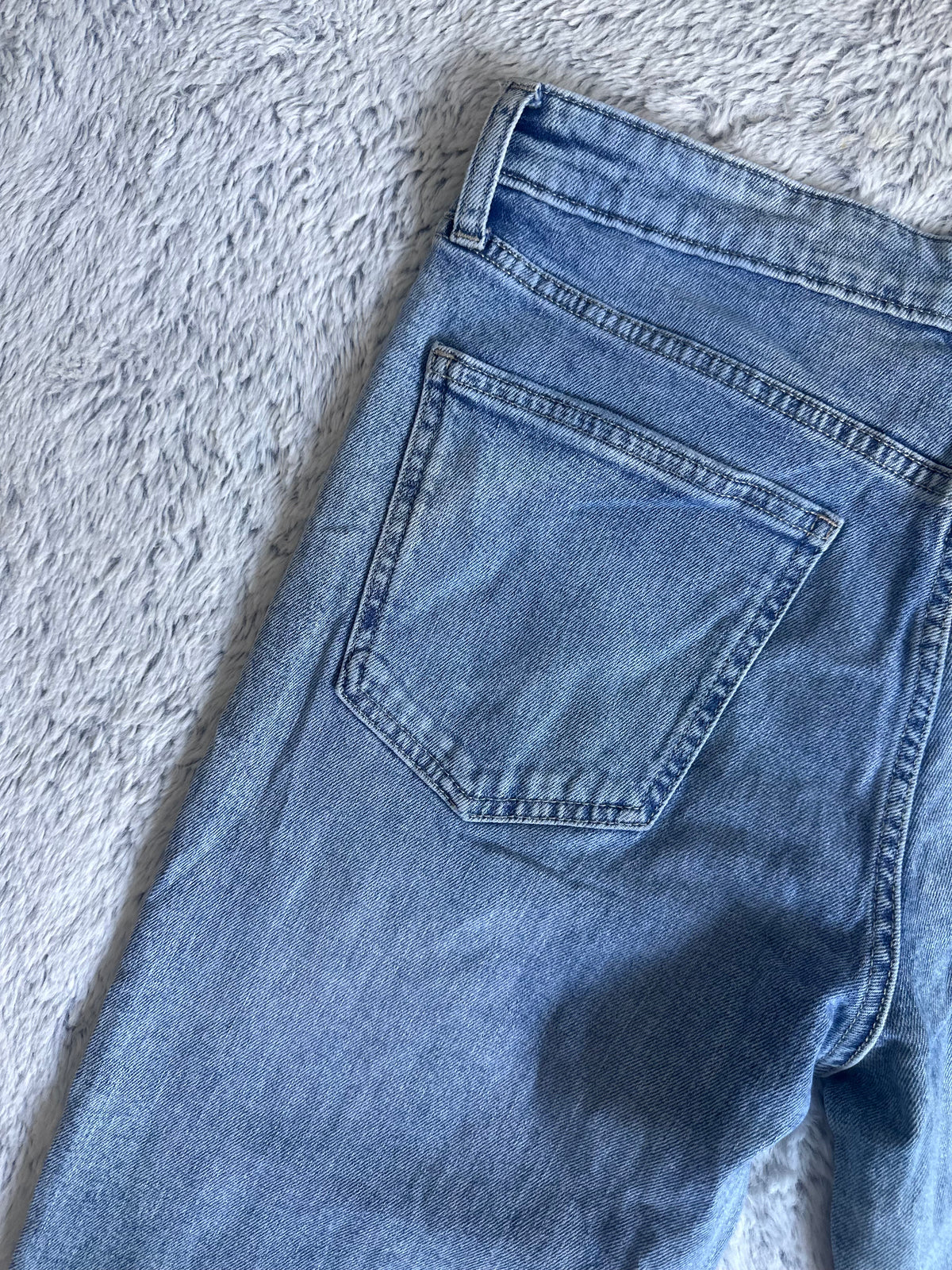 Jean Calvin Klein Taille L  Slim Fit Stretch Spot-Chic