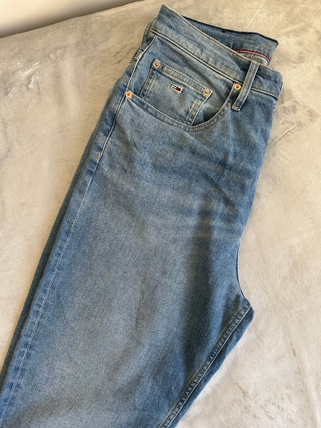 Jean TOMMY HILFIGER Taille 40/41 Spot-Chic