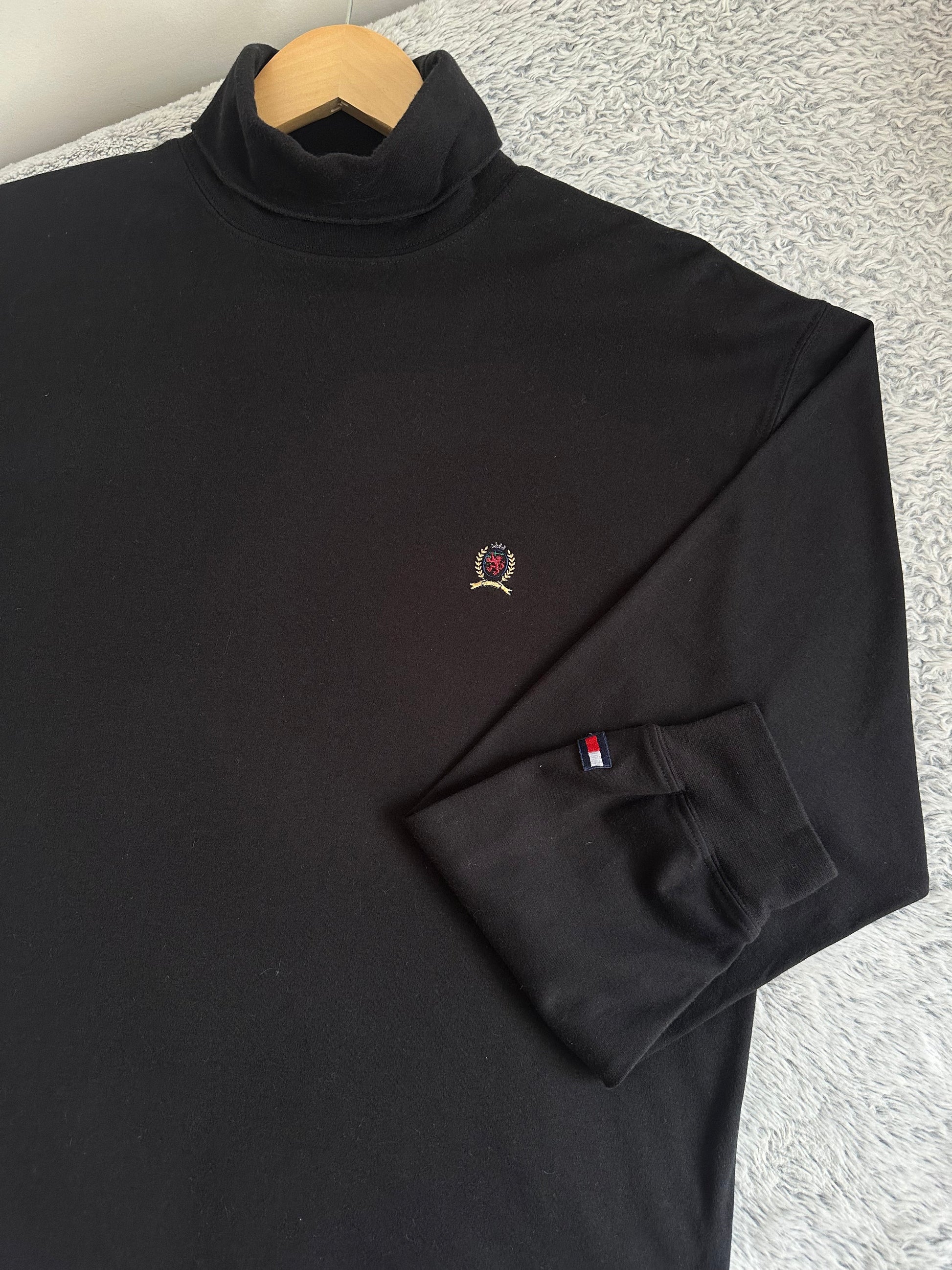Pull TOMMY HILFIGER Taille L/XL Spot-Chic