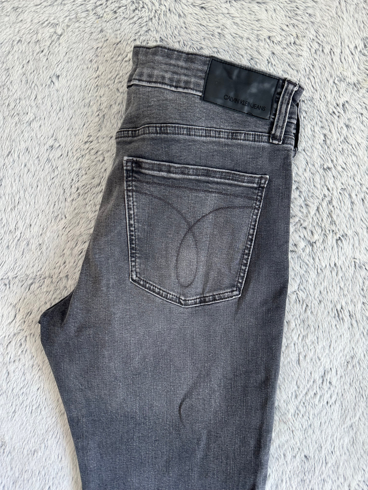 Jean CALVIN KLEIN Taille L Spot-Chic