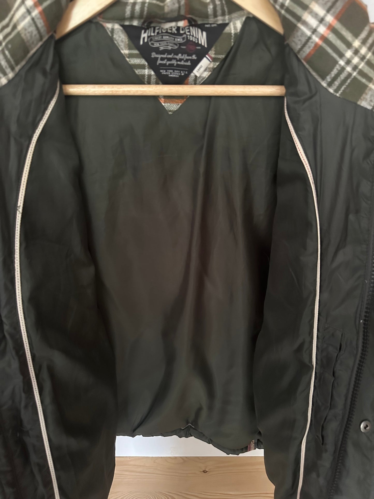 Doudoune TOMMY HILFIGER taille L Spot-Chic