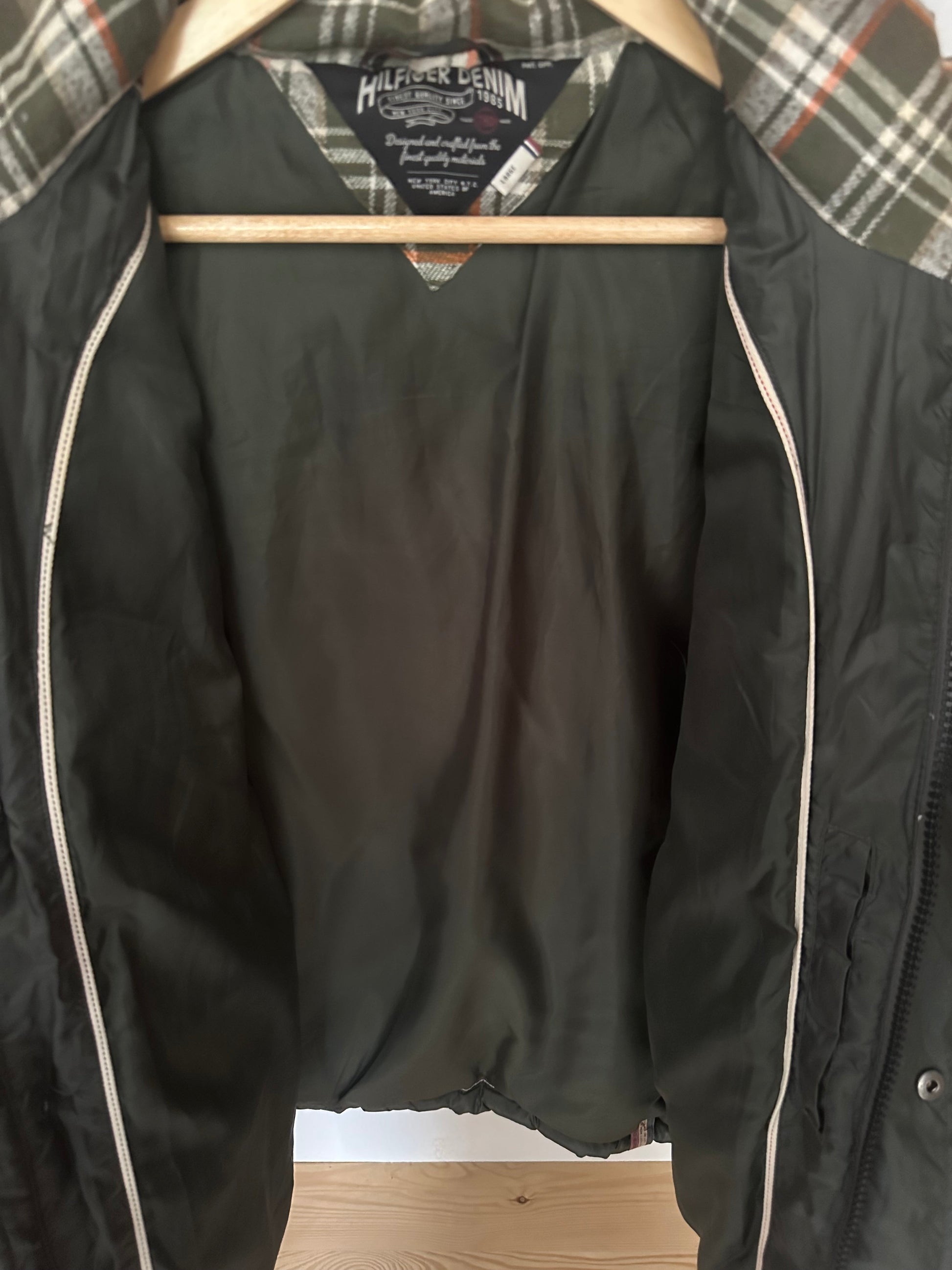 Doudoune TOMMY HILFIGER taille L Spot-Chic
