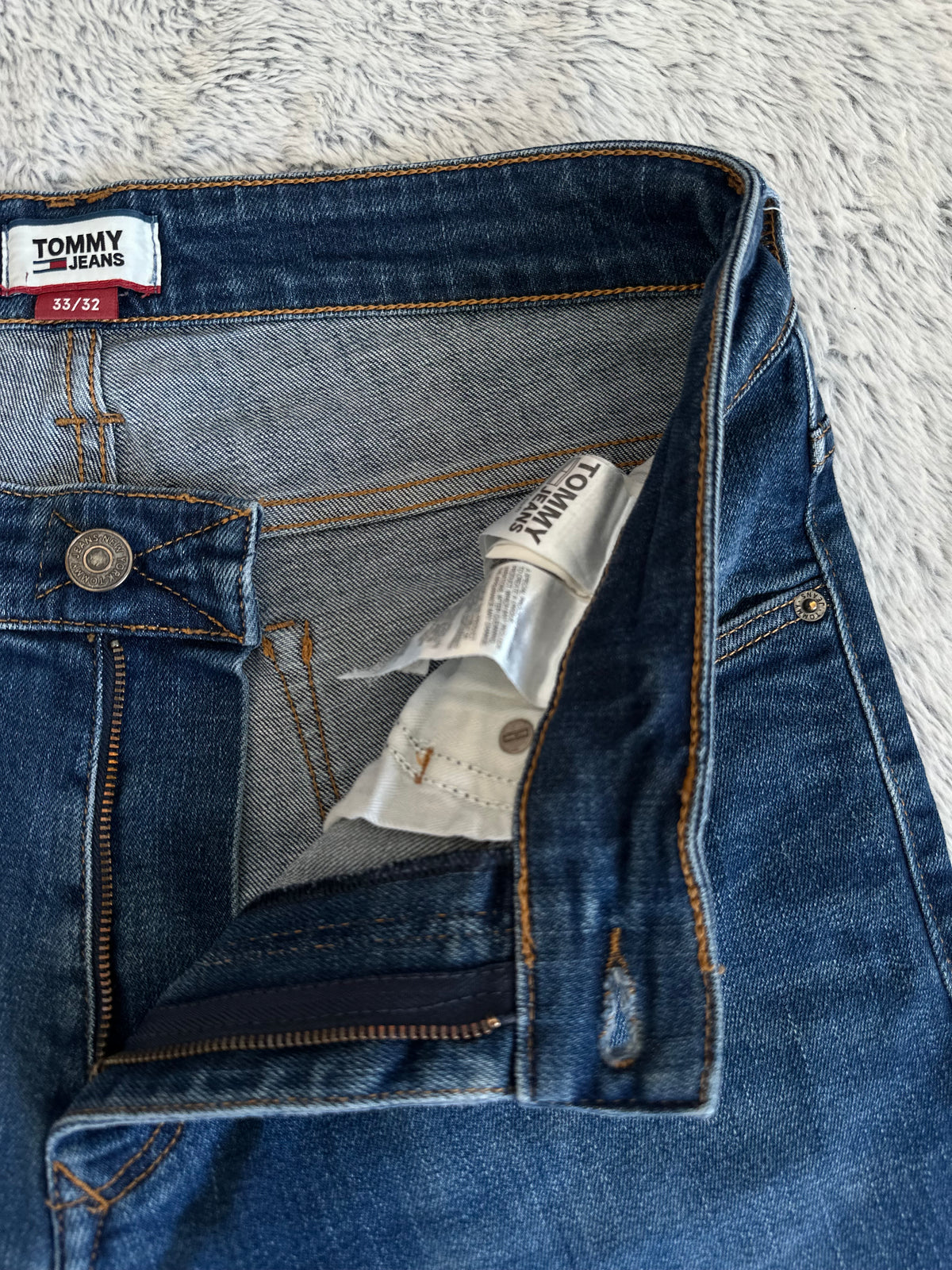 Jean TOMMY HILFIGER Taille M