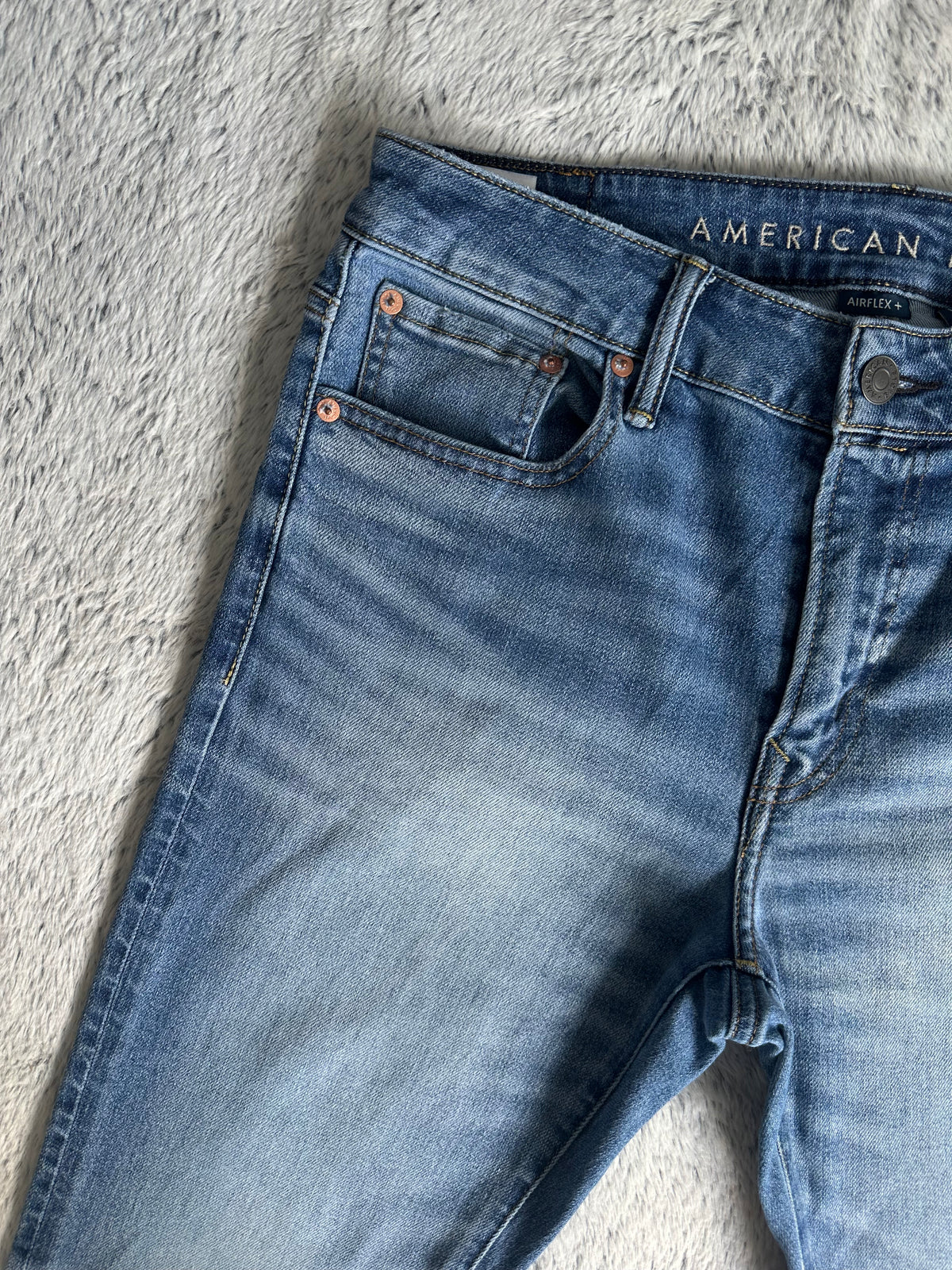 Jean AMERICAN EAGLE Taille M