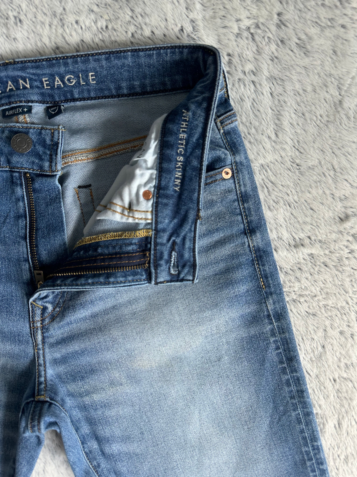 Jean AMERICAN EAGLE Taille M