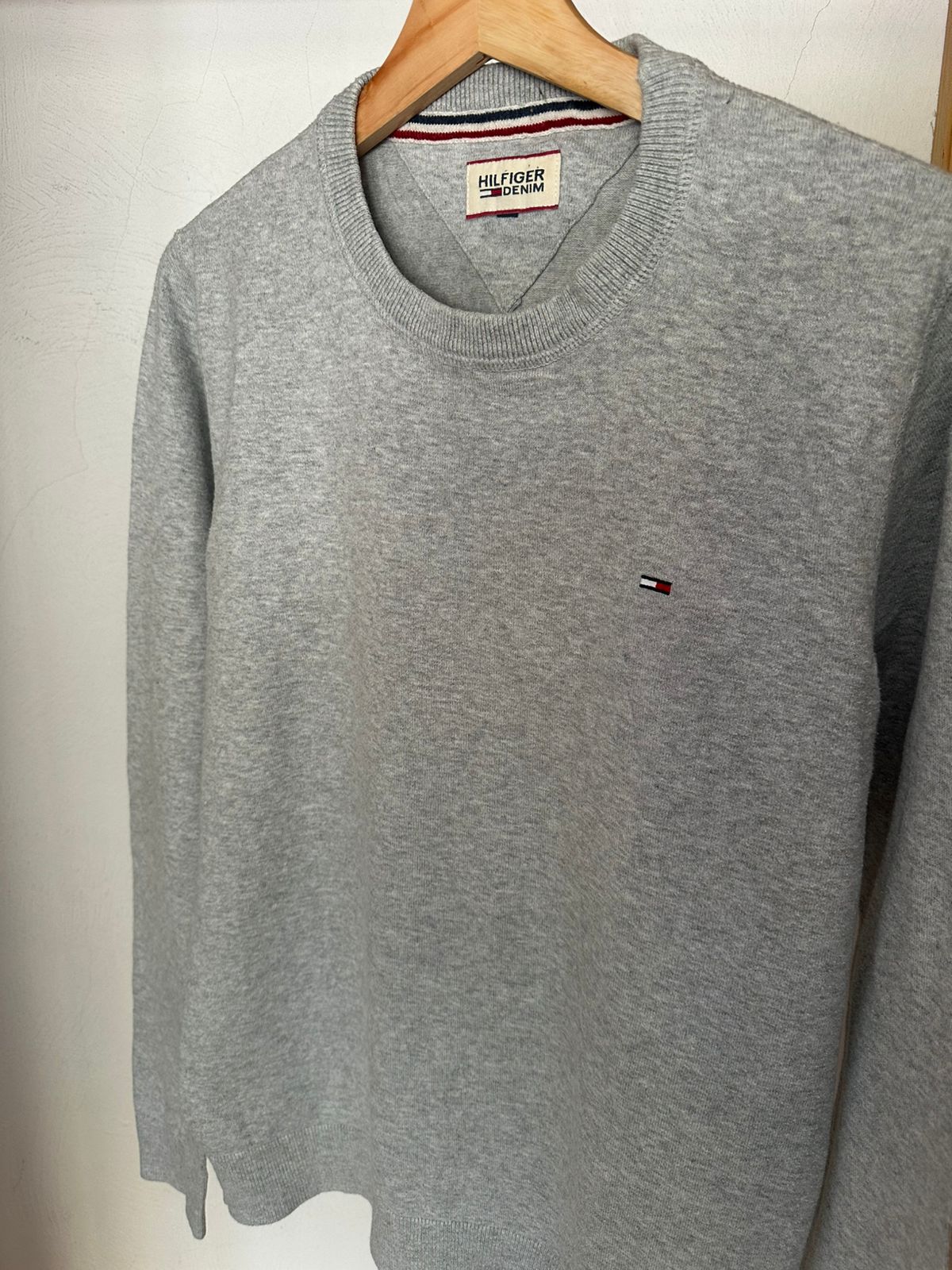 Pull TOMMY HILFIGER Taille M Spot-Chic