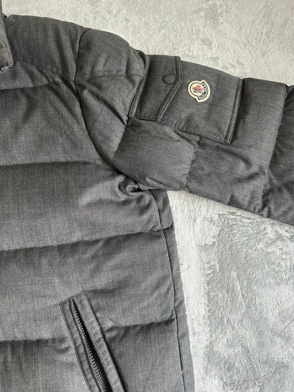 Veste MONCLER Taille L Spot-Chic