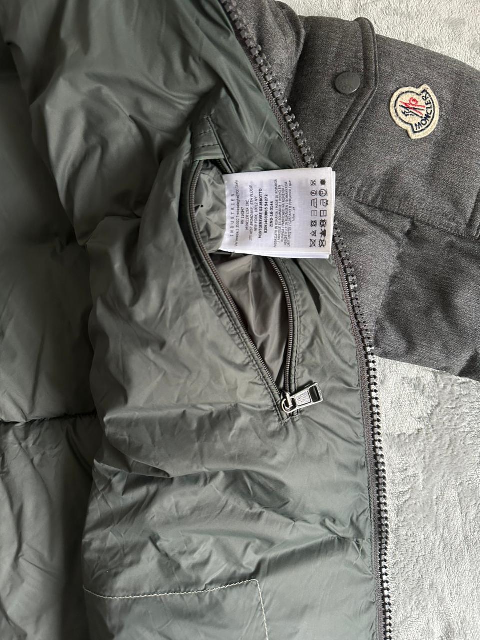 Veste MONCLER Taille L Spot-Chic