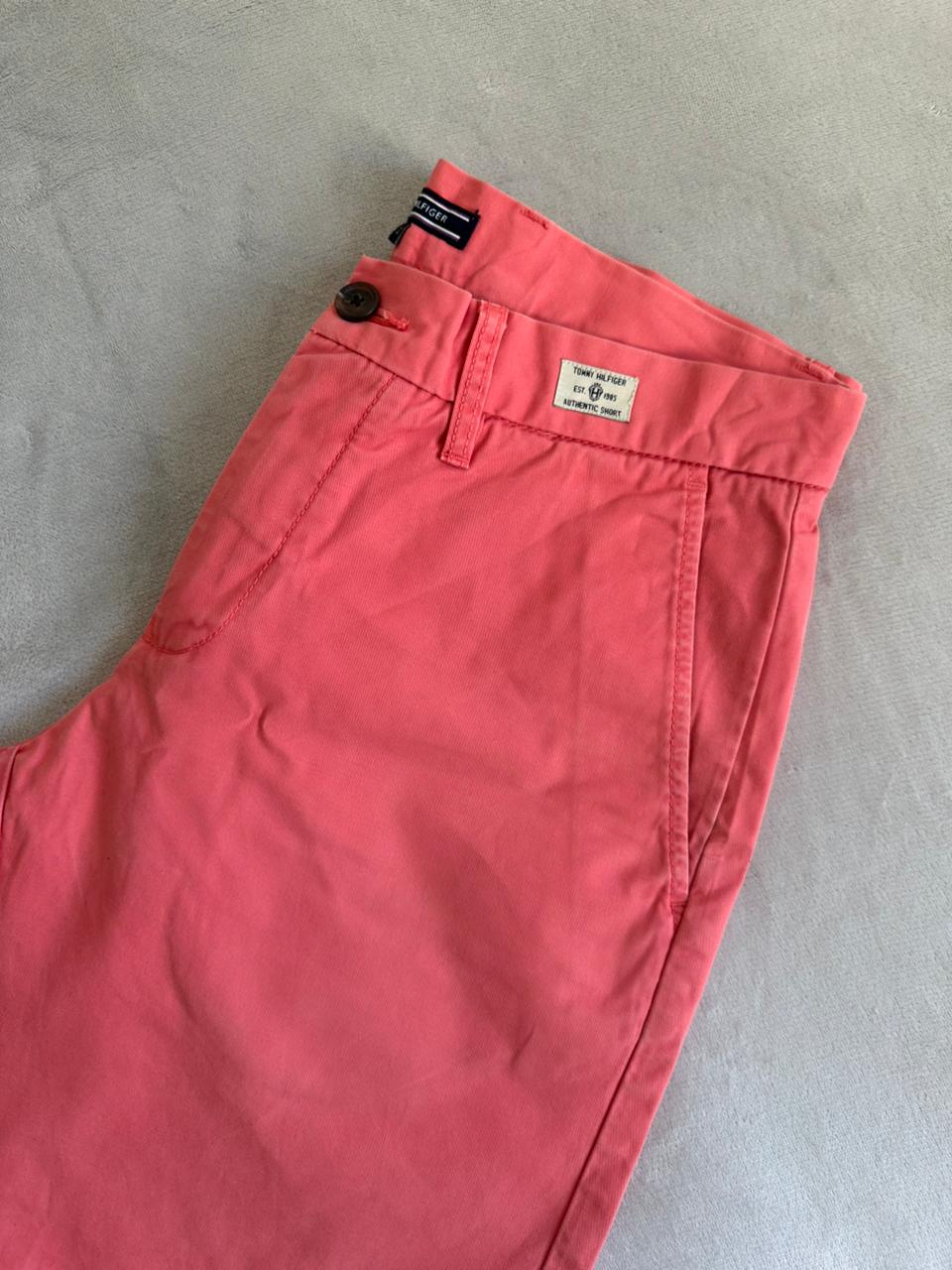 Short TOMMY HILFIGER Taille S Spot-Chic