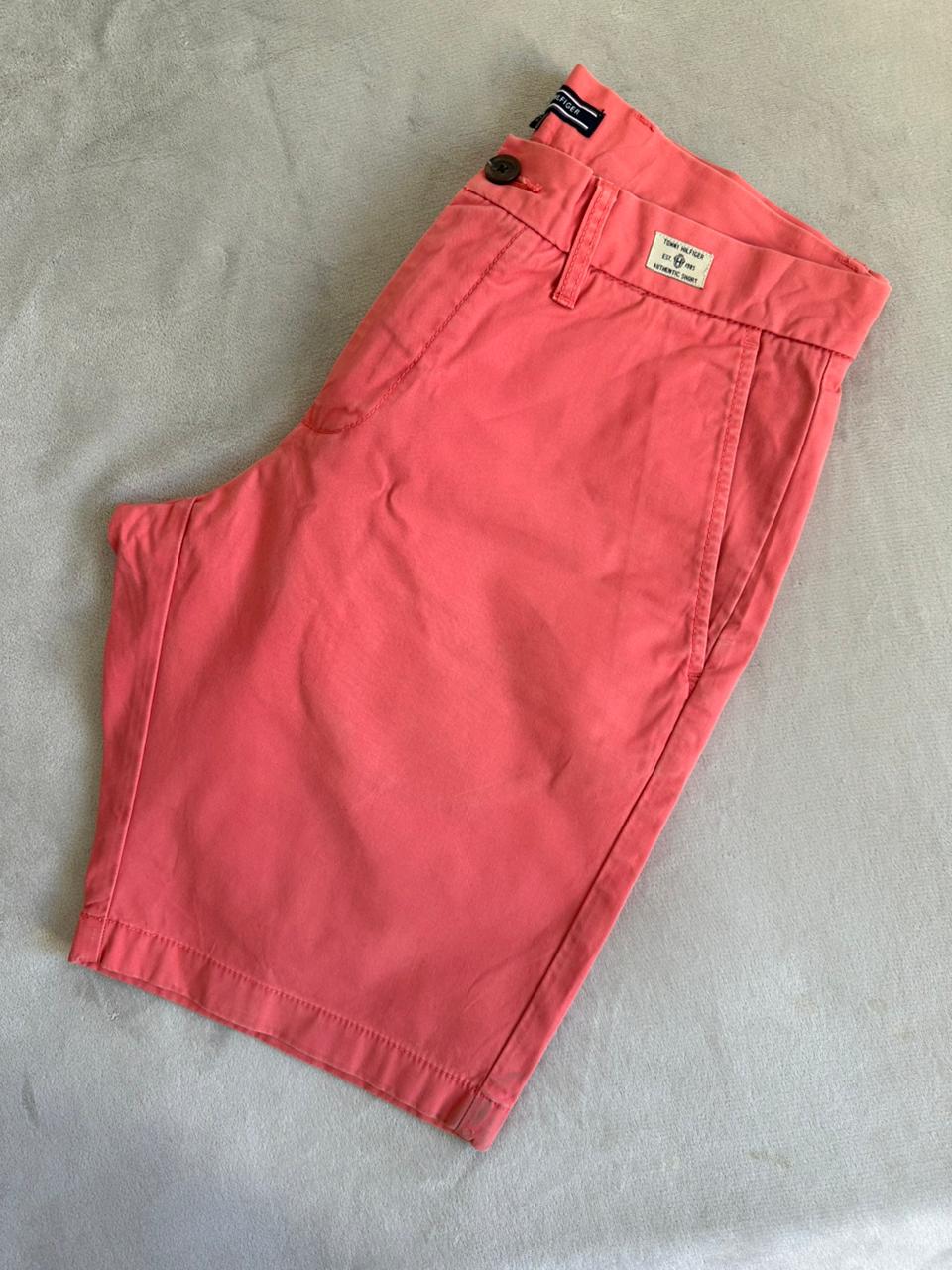 Short TOMMY HILFIGER Taille S Spot-Chic