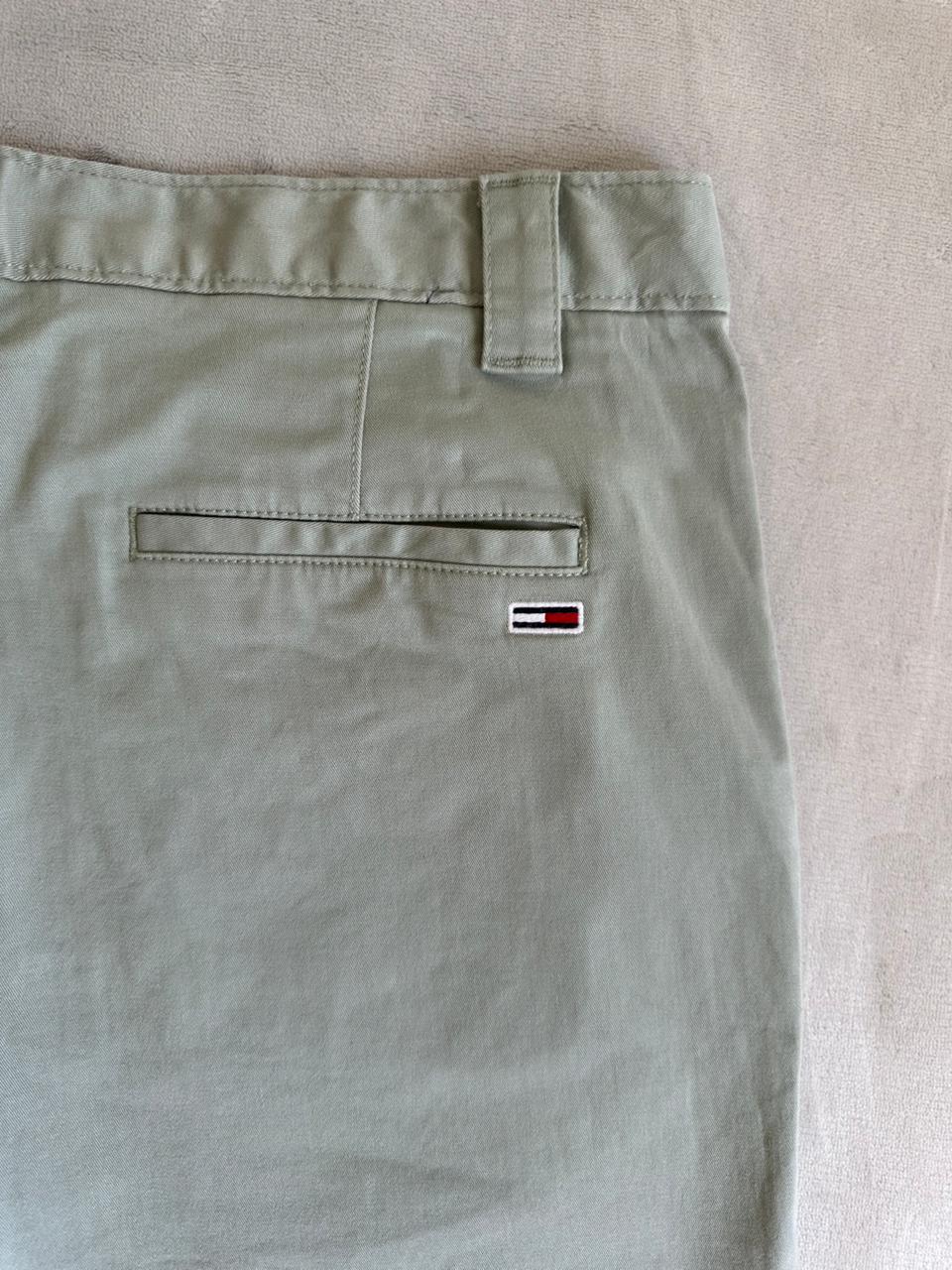 Short TOMMY HILFIGER Taille M Spot-Chic