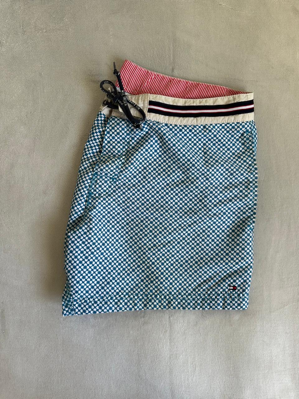 Maillot TOMMY HILFIGER Taille M Spot-Chic