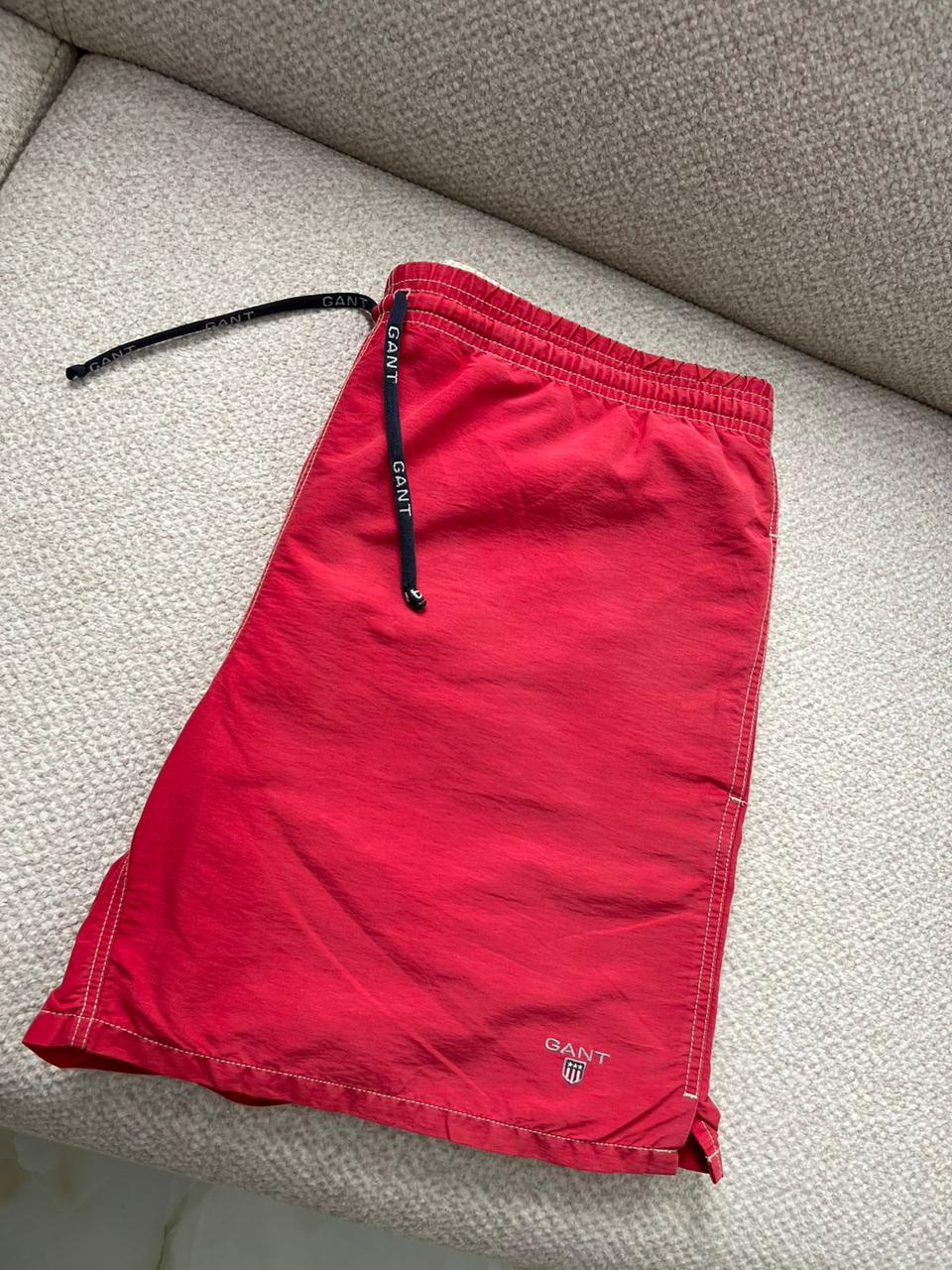 Maillot GANT Taille M Spot-Chic