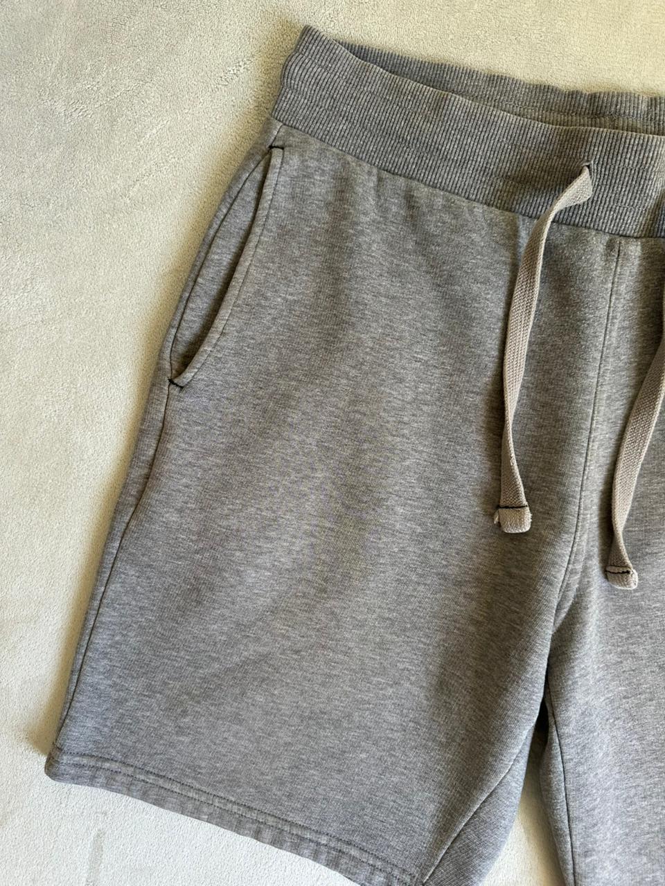 Short CALVIN KLEIN Taille M Spot-Chic