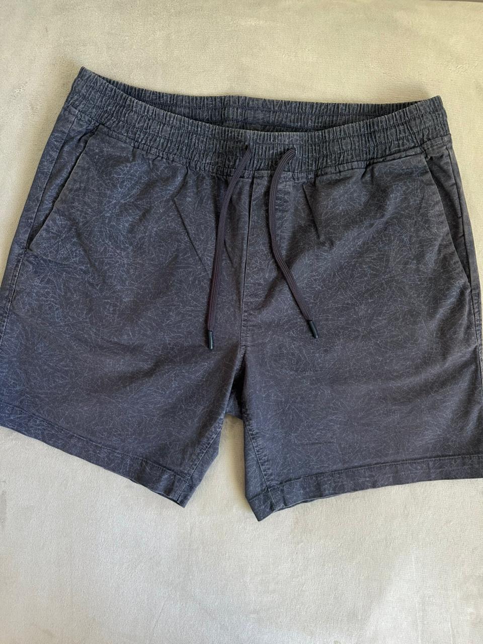 Short CALVIN KLEIN Taille L Spot-Chic