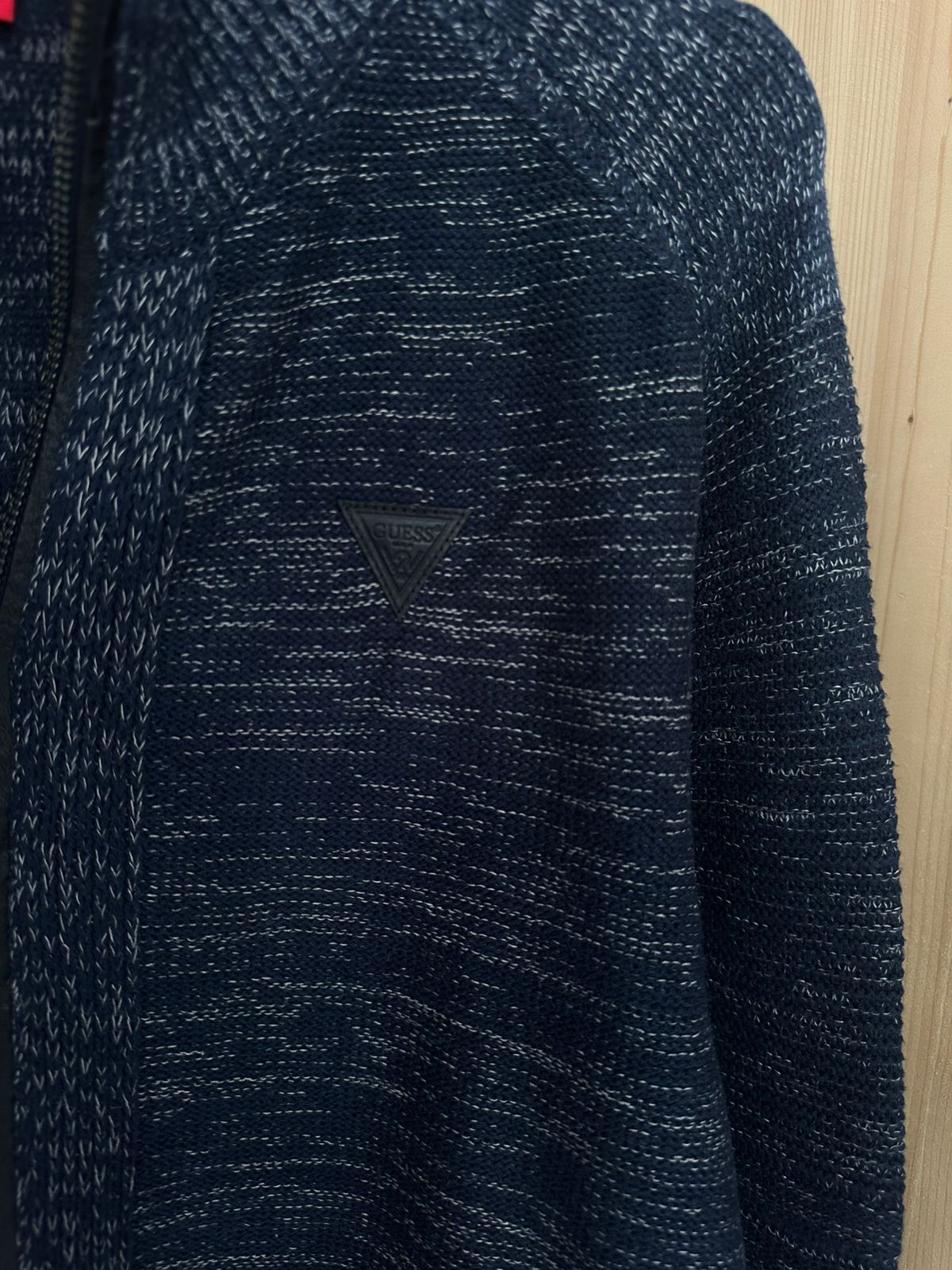 Gilet GUESS Taille L Spot-Chic