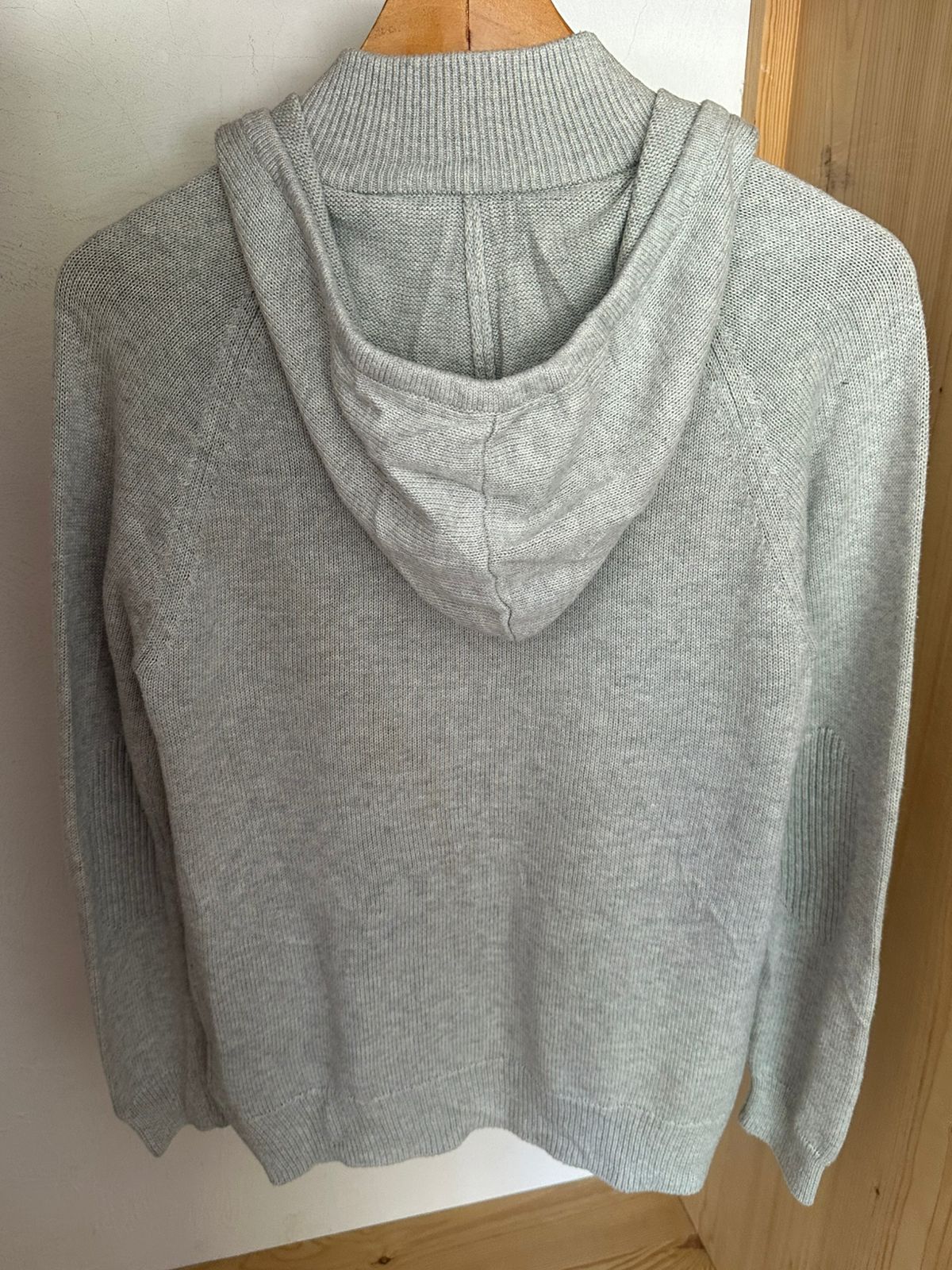 Gilet GUESS Taille S Spot-Chic