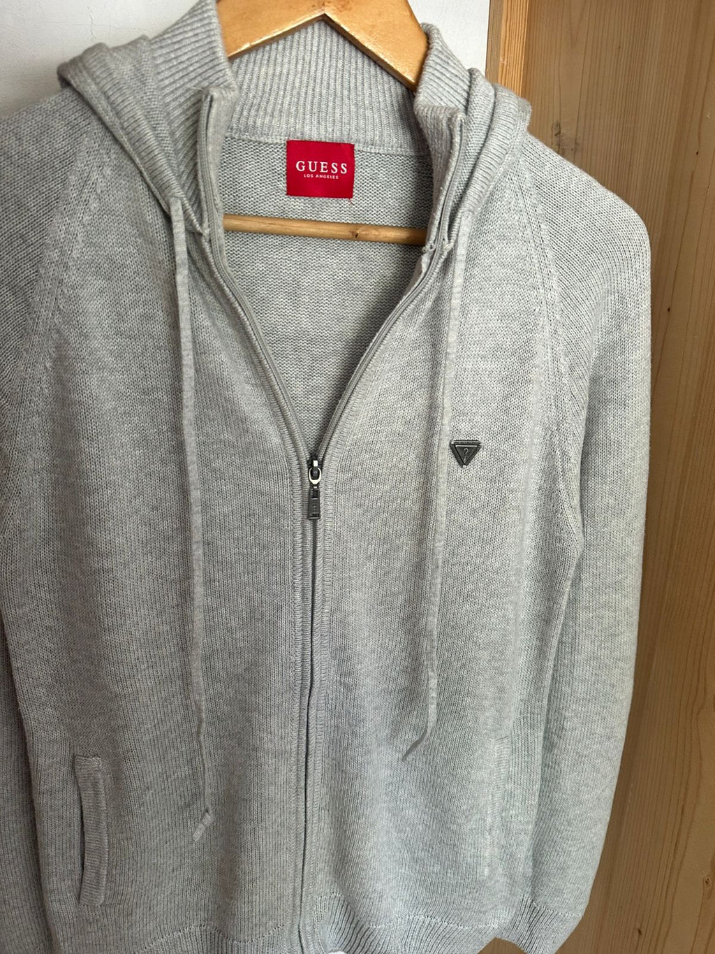 Gilet GUESS Taille S Spot-Chic