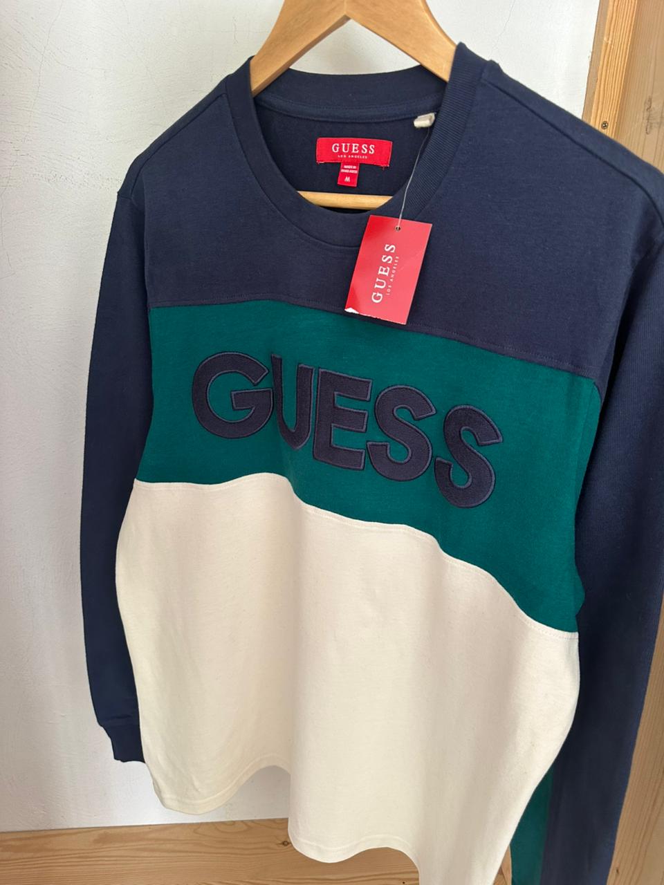 Pull GUESS Taille M Spot-Chic