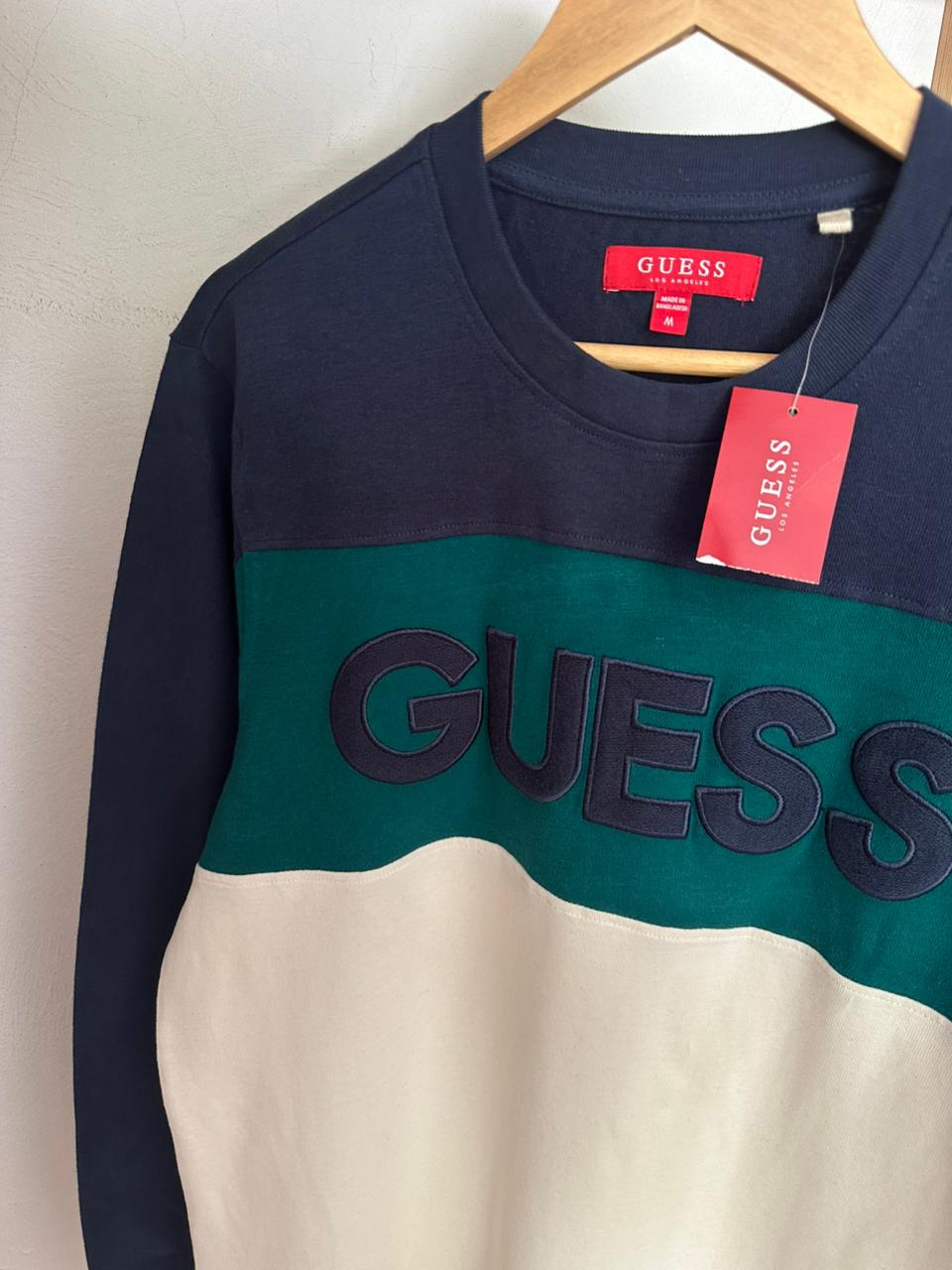 Pull GUESS Taille M Spot-Chic