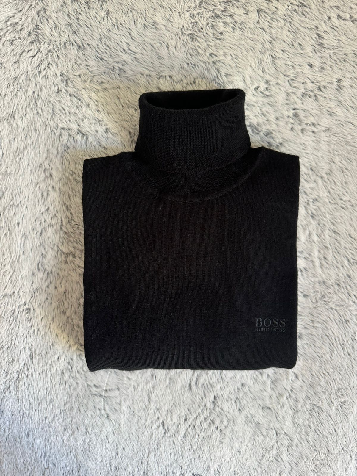 Pull col montant HUGO BOSS Taille S Spot-Chic