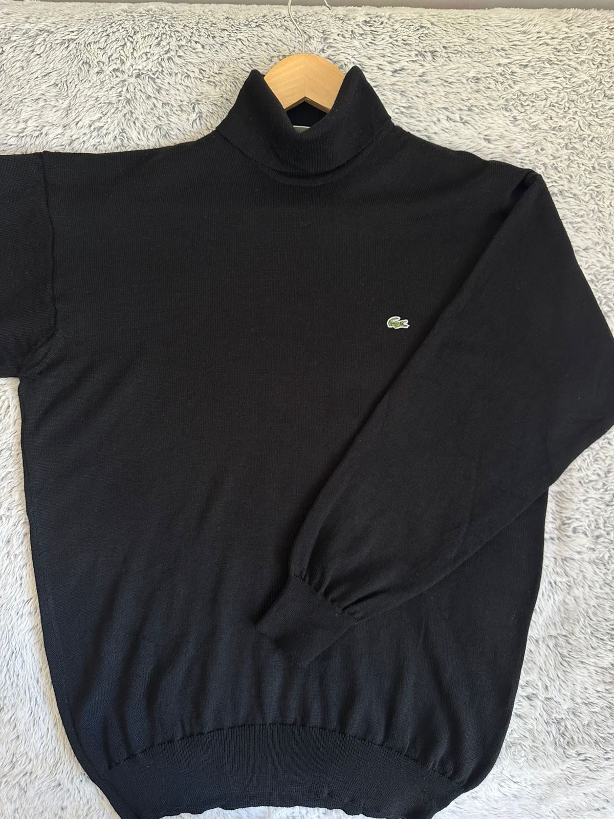Pull col montant LACOSTE Taille L Spot-Chic
