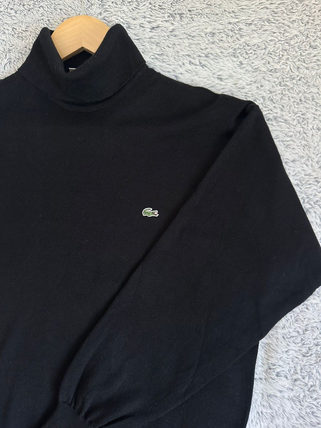 Pull col montant LACOSTE Taille L Spot-Chic