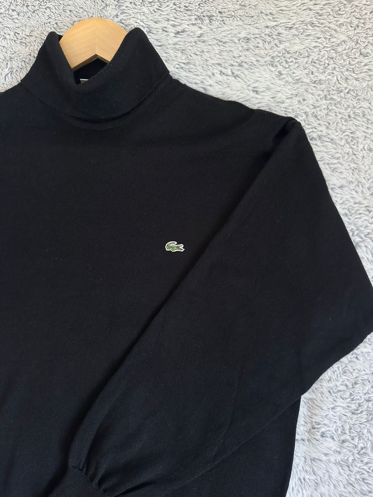 Pull col montant LACOSTE Taille L Spot-Chic