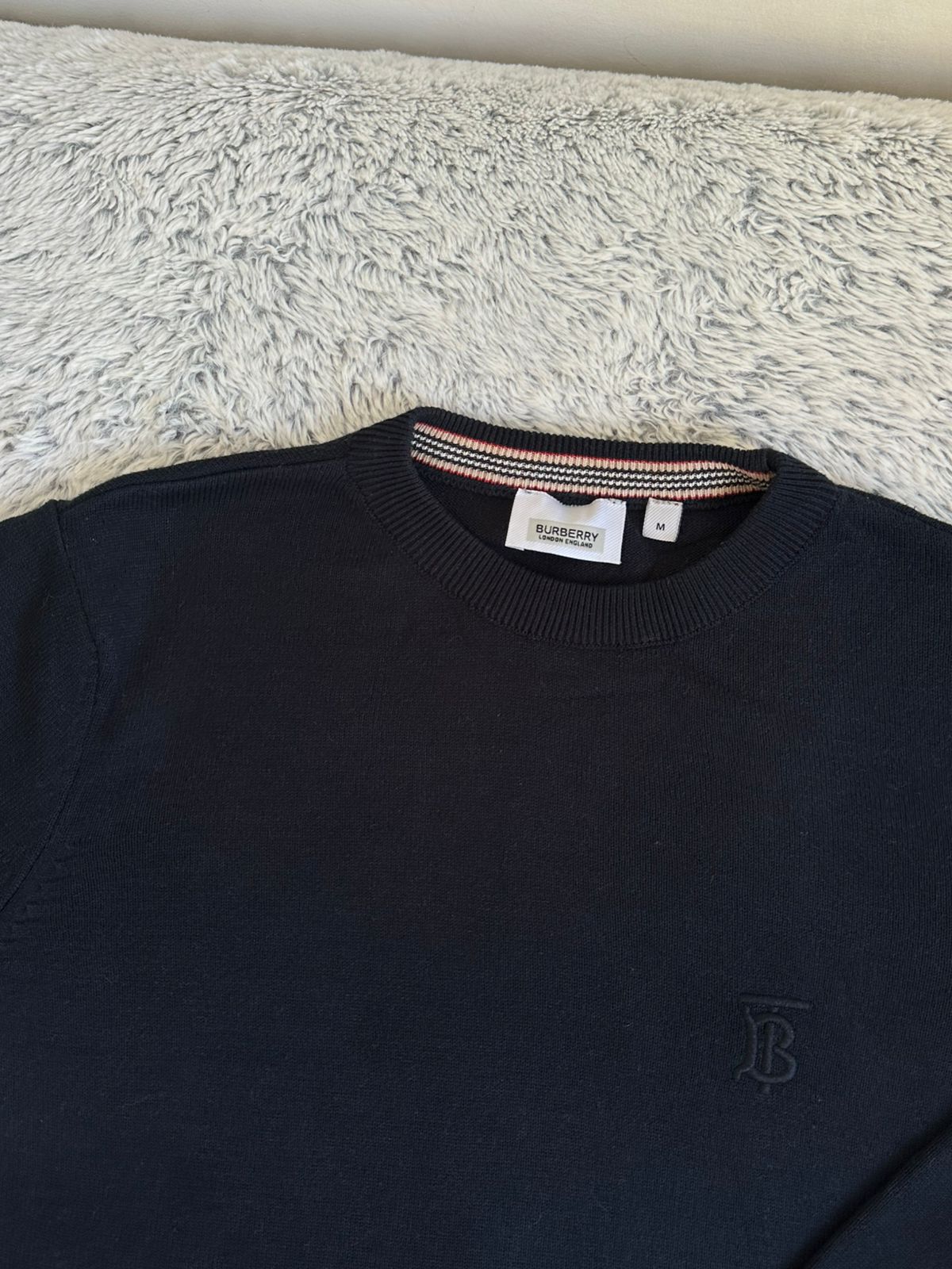 Pull BURBERRY Taille M Spot-Chic