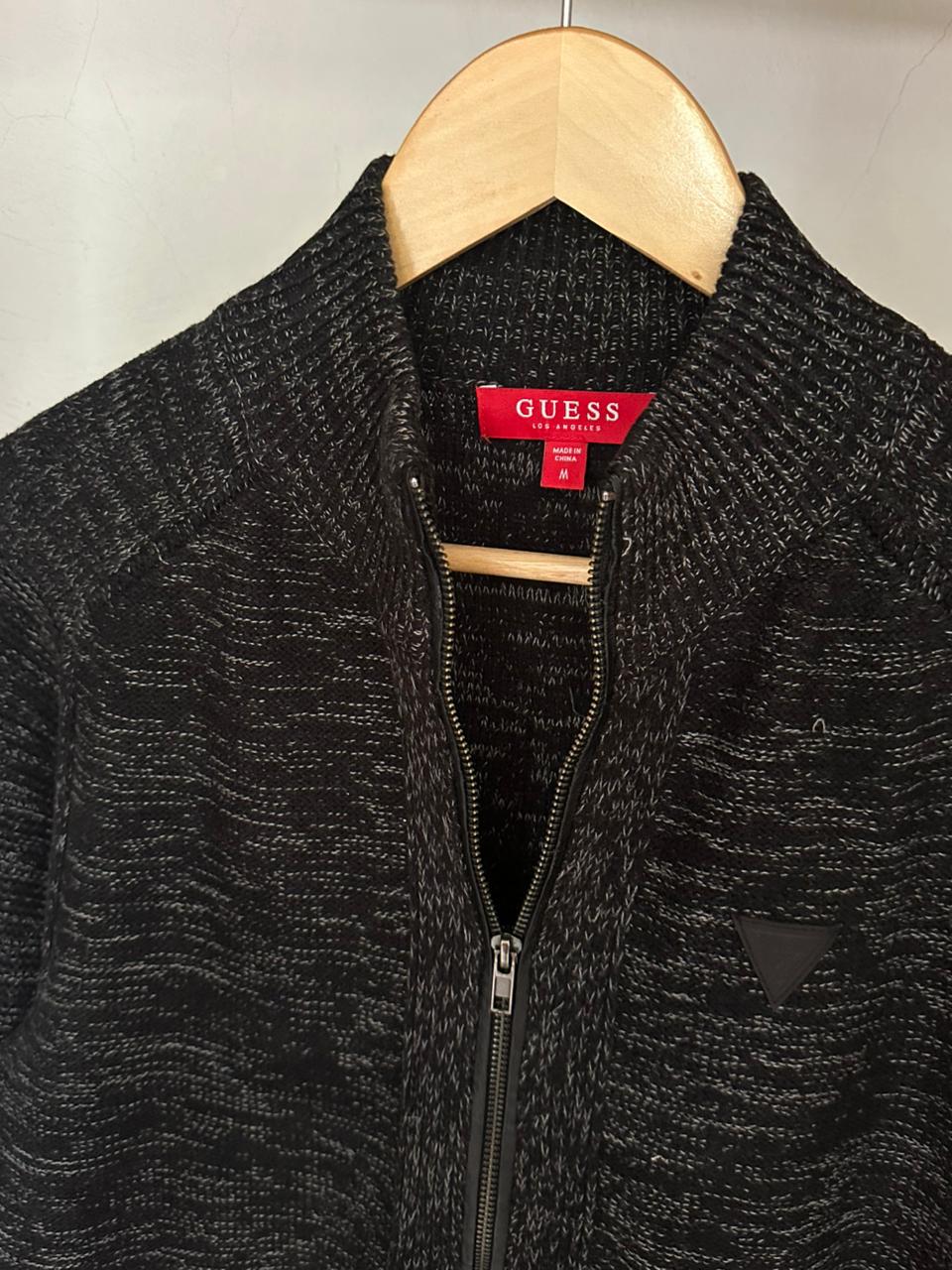 Gilet GUESS Taille M Spot-Chic