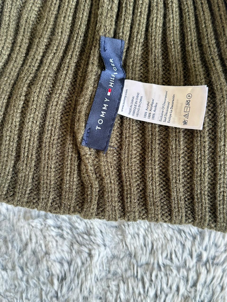 Bonnet TOMMY HILFIGER Spot-Chic