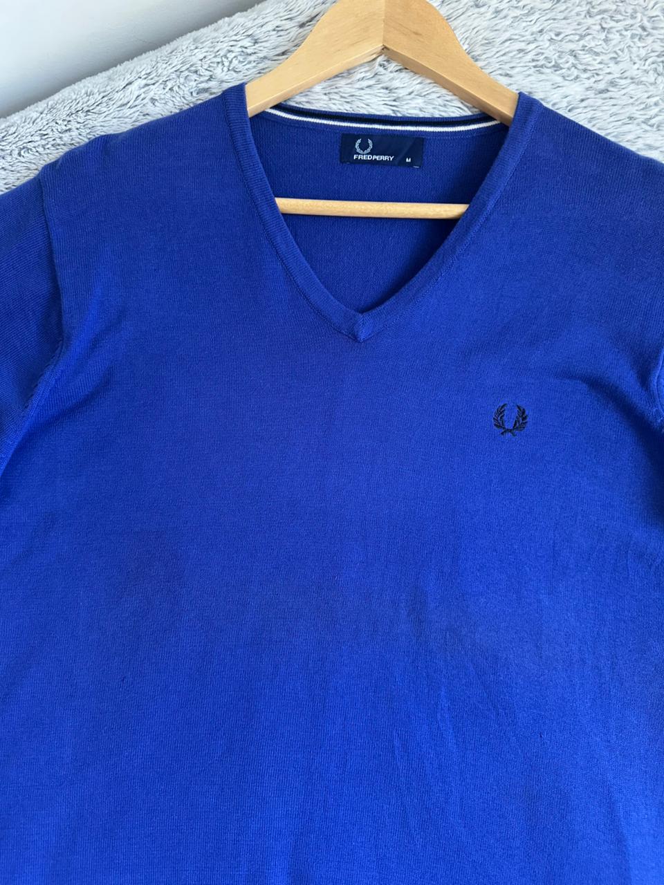 Pull FRED PERRY Taille M Spot-Chic